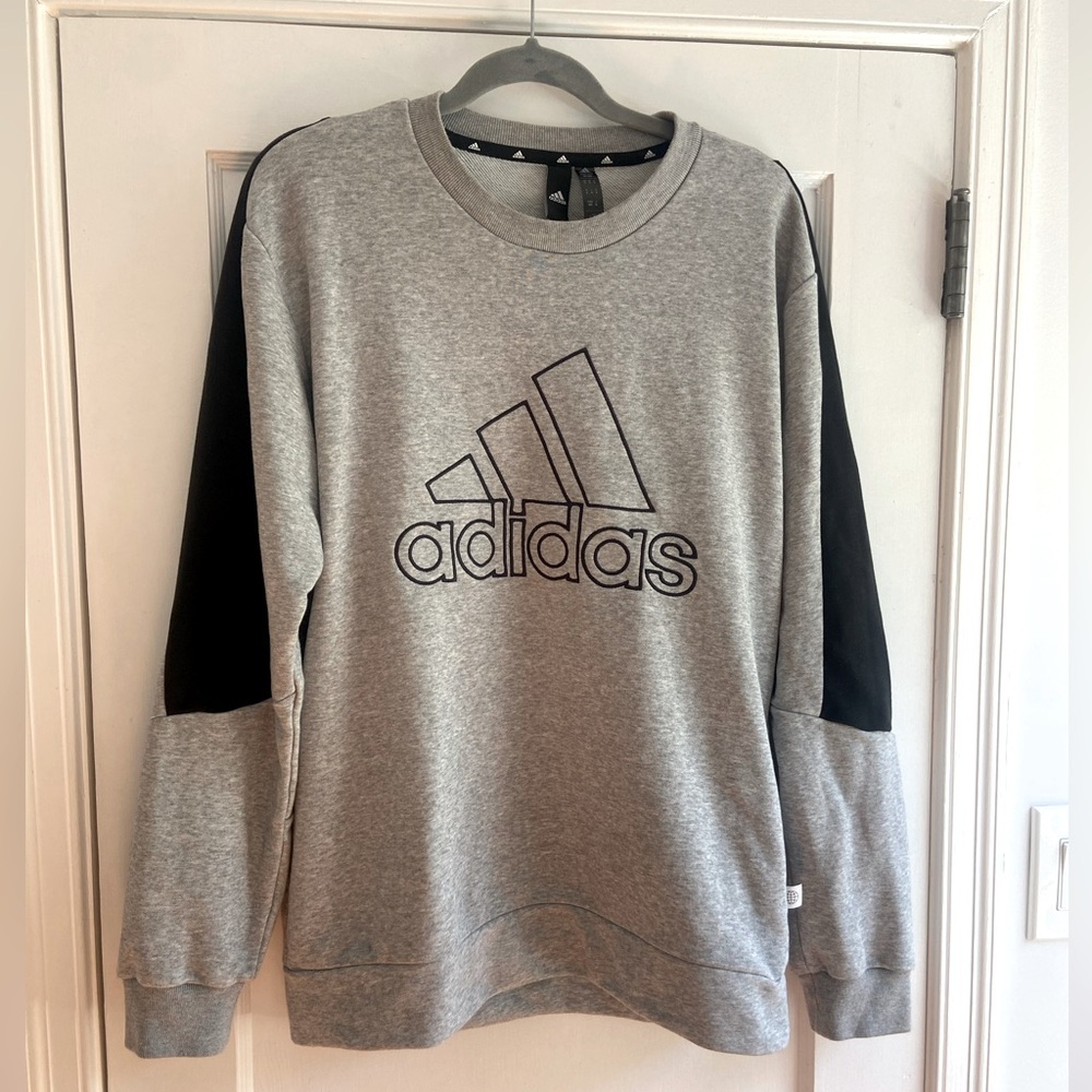 adidas 🖤 Sweatshirt Crewneck Gray Black Medium